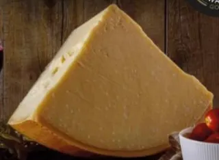 Parmigiano artigianale riserva 24 mesi - 25 % bufflonne